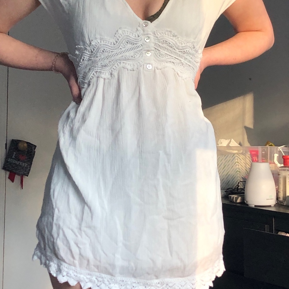 altar’d state white flowy dress - Picture 2 of 4